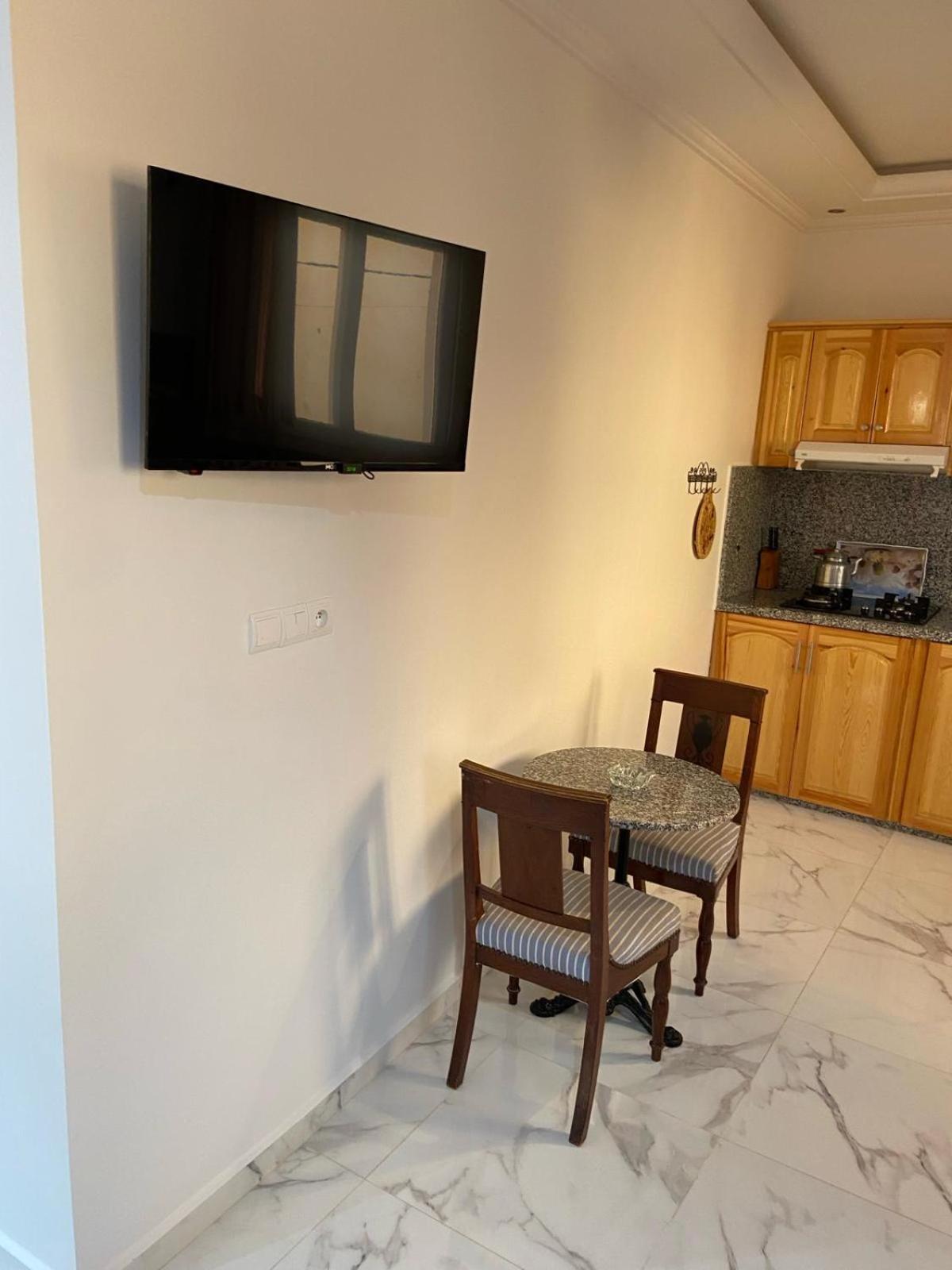 Seaside Horizon Apartment *